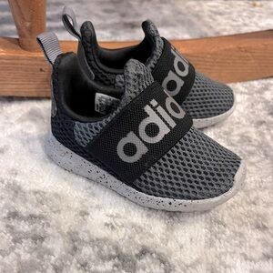 Toddler addidas. Size 4c worn just a few times